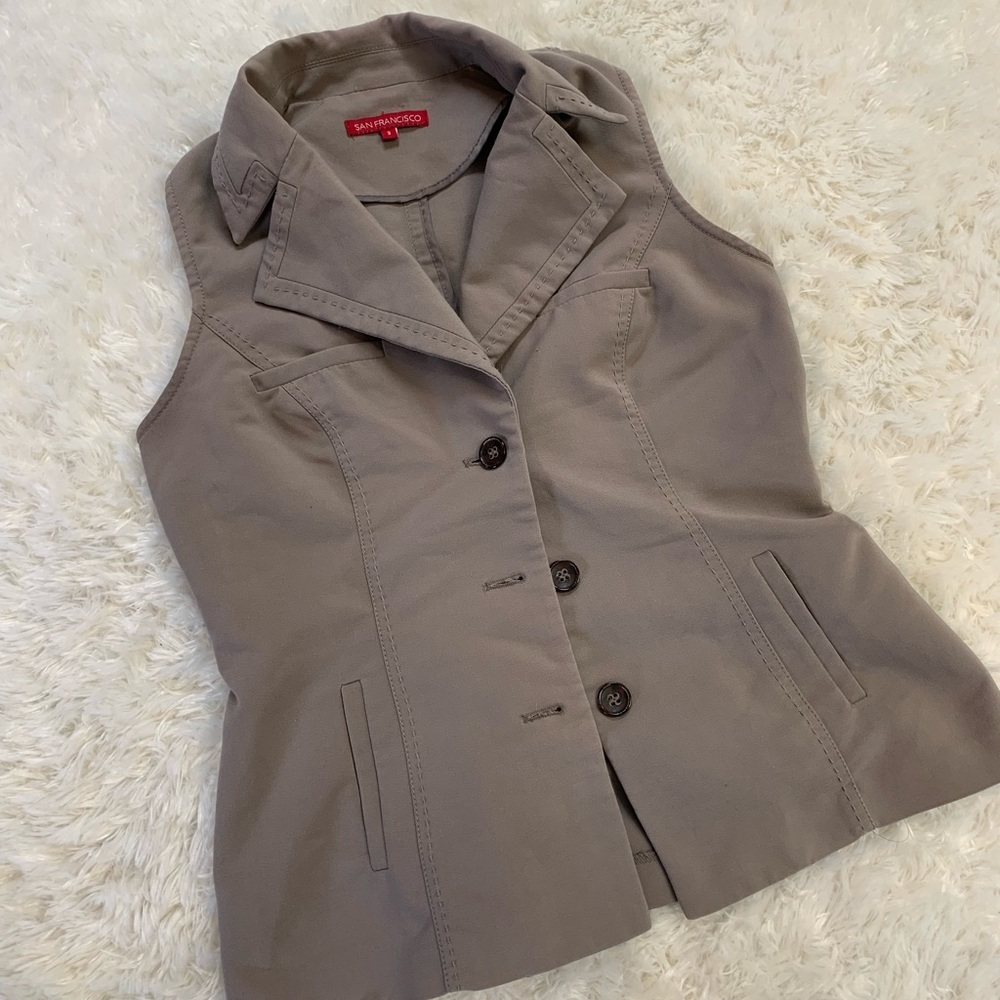 Ladies Sam Francisco Button Down Vest!